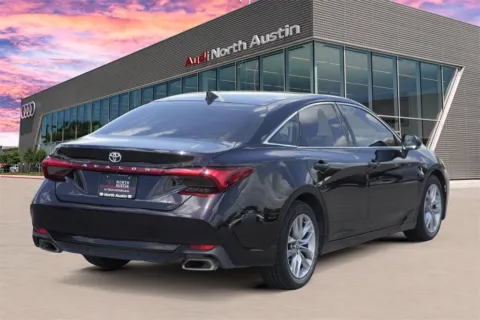 More photos of 2021 Toyota Avalon XLE at Audi North Austin, TX