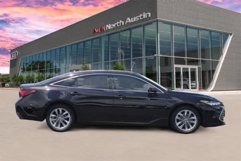 More photos of 2021 Toyota Avalon XLE at Audi North Austin, TX