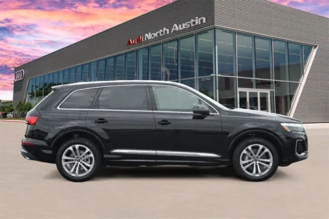 More photos of 2025 Audi Q7 Premium Plus at Audi North Austin, TX