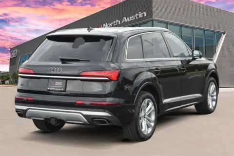 More photos of 2025 Audi Q7 Premium Plus at Audi North Austin, TX