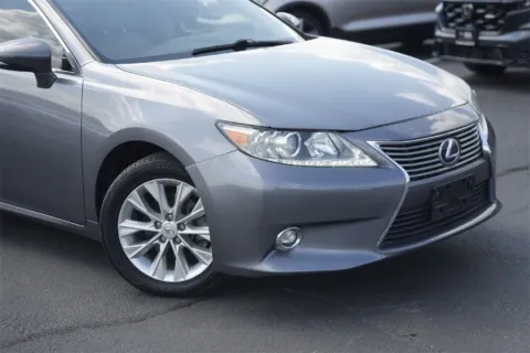Another view of 2015 Lexus ES 300h Hybrid for sale in Austin, TX at Audi North Austin