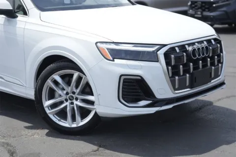Another view of 2025 Audi Q7 Premium Plus for sale in Austin, TX at Audi North Austin