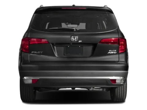 More photos of 2017 Honda Pilot Elite at Audi North Austin, TX