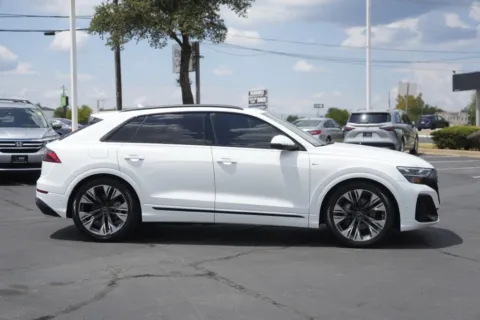 More photos of 2025 Audi Q8 Premium Plus at Audi North Austin, TX