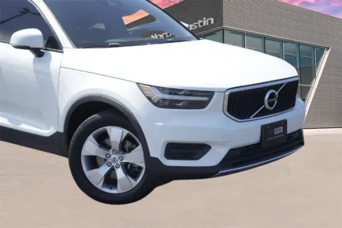 Another view of 2019 Volvo XC40 Momentum for sale in Austin, TX at Audi North Austin