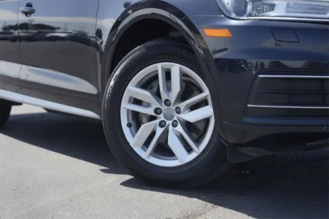 Photos of 2020 Audi Q5 Premium for sale in Austin, TX at Audi North Austin