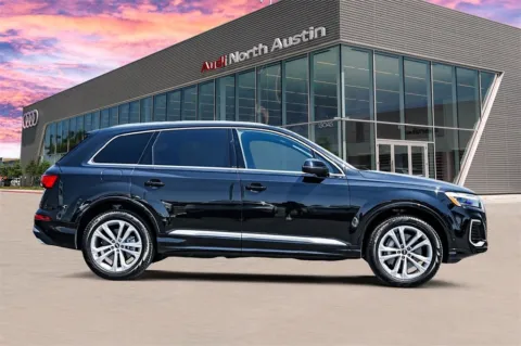 More photos of 2025 Audi Q7 Premium Plus at Audi North Austin, TX