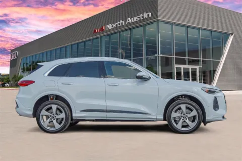 More photos of 2025 Audi Q5 Premium Plus at Audi North Austin, TX