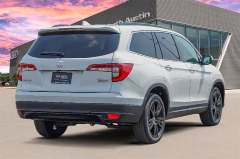More photos of 2022 Honda Pilot Special Edition at Audi North Austin, TX