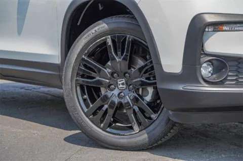 Photos of 2022 Honda Pilot Special Edition for sale in Austin, TX at Audi North Austin