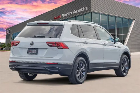 More photos of 2022 Volkswagen Tiguan SE at Audi North Austin, TX