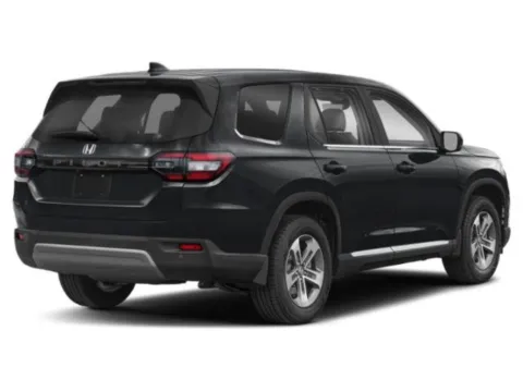 Photos of 2025 Honda Pilot EX-L for sale in Austin, TX at Audi North Austin