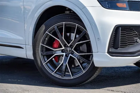 Photos of 2022 Audi Q8 Premium Plus for sale in Austin, TX at Audi North Austin