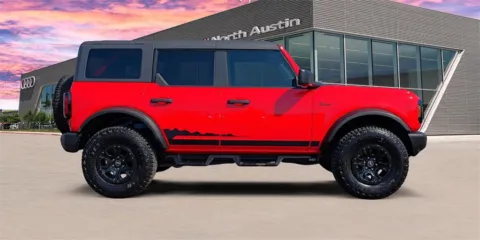More photos of 2022 Ford Bronco Wildtrak at Audi North Austin, TX