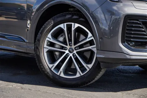 Photos of 2025 Audi Q7 Premium Plus for sale in Austin, TX at Audi North Austin