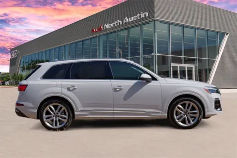 More photos of 2025 Audi Q7 Premium Plus at Audi North Austin, TX