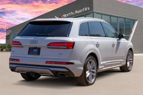 More photos of 2025 Audi Q7 Premium Plus at Audi North Austin, TX