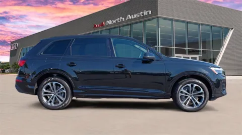 More photos of 2025 Audi Q7 Premium at Audi North Austin, TX