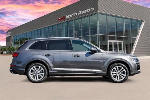 More photos of 2025 Audi Q7 Premium at Audi North Austin, TX