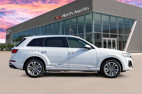 More photos of 2025 Audi Q7 Premium Plus at Audi North Austin, TX
