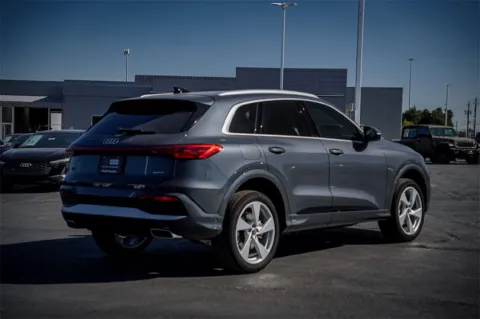 More photos of 2025 Audi Q5 Premium Plus at Audi North Austin, TX