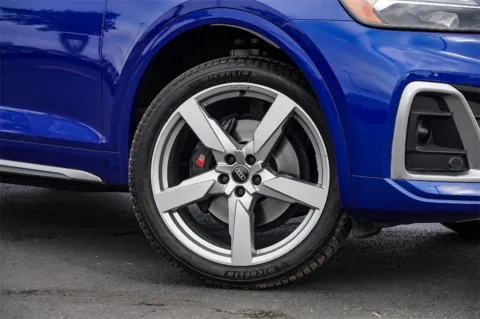 Photos of 2022 Audi SQ5 Premium Plus for sale in Austin, TX at Audi North Austin