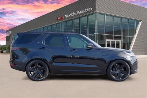 More photos of 2021 Land Rover Discovery HSE R-Dynamic at Audi North Austin, TX