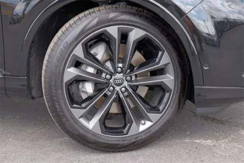 Photos of 2026 Audi Q7 Premium Plus for sale in Austin, TX at Audi North Austin