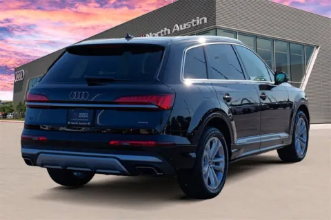 More photos of 2025 Audi Q7 Premium Plus at Audi North Austin, TX