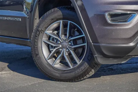 Photos of 2021 Jeep Grand Cherokee Limited for sale in Austin, TX at Audi North Austin