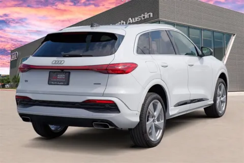 More photos of 2025 Audi Q5 Premium Plus at Audi North Austin, TX