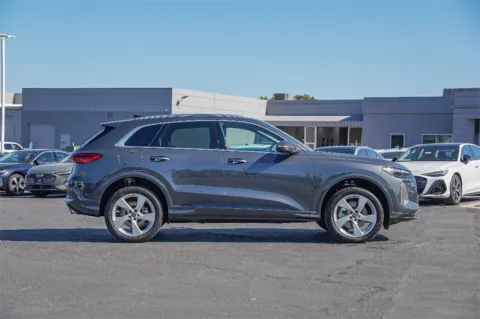 More photos of 2025 Audi Q5 Premium Plus at Audi North Austin, TX