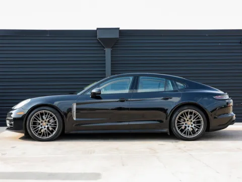 Photos of 2023 Porsche Panamera 4 Platinum Edition for sale in Austin, TX at Porsche Austin