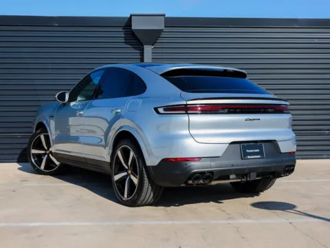 Another view of 2025 Porsche Cayenne E-Hybrid for sale in Austin, TX at Porsche Austin