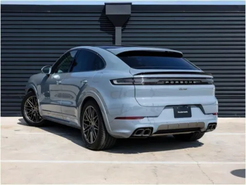 Another view of 2025 Porsche Cayenne Turbo E-Hybrid for sale in Austin, TX at Porsche Austin