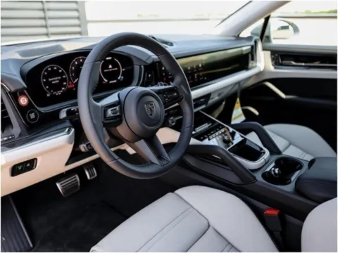 More photos of 2025 Porsche Cayenne Turbo E-Hybrid at Porsche Austin, TX