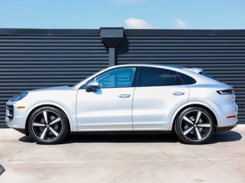 Photos of 2025 Porsche Cayenne Coupe for sale in Austin, TX at Porsche Austin