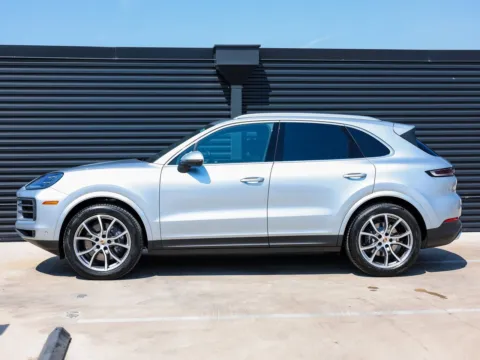 Photos of 2025 Porsche Cayenne for sale in Austin, TX at Porsche Austin