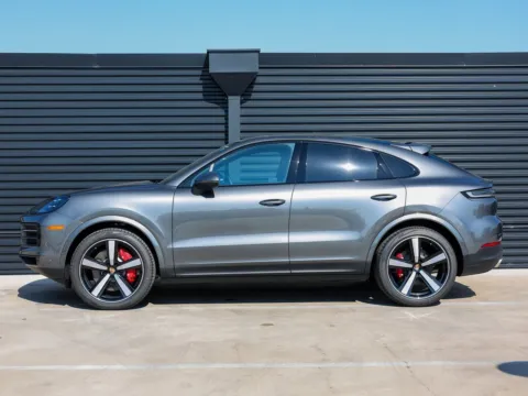 Photos of 2025 Porsche Cayenne S for sale in Austin, TX at Porsche Austin