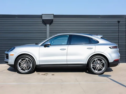 Photos of 2025 Porsche Cayenne Coupe for sale in Austin, TX at Porsche Austin
