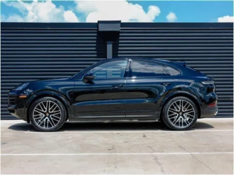 Photos of 2025 Porsche Cayenne Coupe for sale in Austin, TX at Porsche Austin
