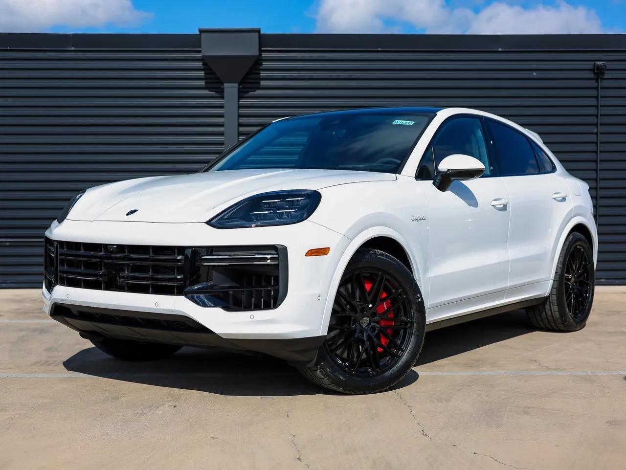 White 2025 Porsche Cayenne Turbo E-Hybrid for sale in Austin, TX