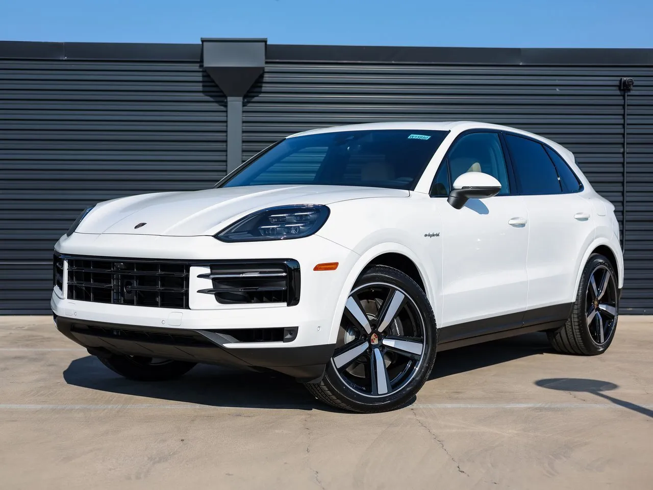White 2025 Porsche Cayenne E-Hybrid for sale in Austin, TX