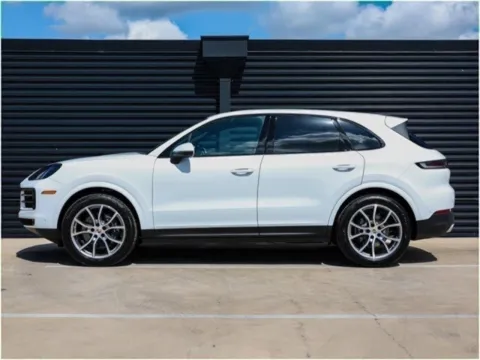Photos of 2025 Porsche Cayenne for sale in Austin, TX at Porsche Austin