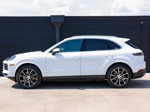 Photos of 2025 Porsche Cayenne for sale in Austin, TX at Porsche Austin