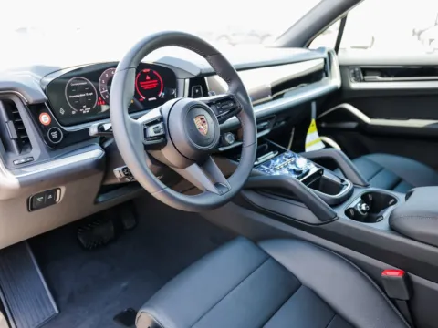 More photos of 2025 Porsche Cayenne at Porsche Austin, TX