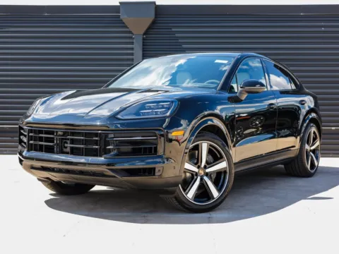 Black 2025 Porsche Cayenne E-Hybrid for sale in Austin, TX
