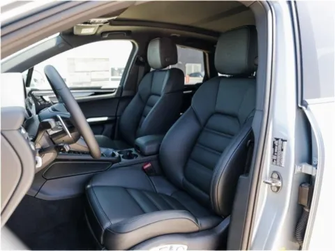 More photos of 2025 Porsche Macan S at Porsche Austin, TX