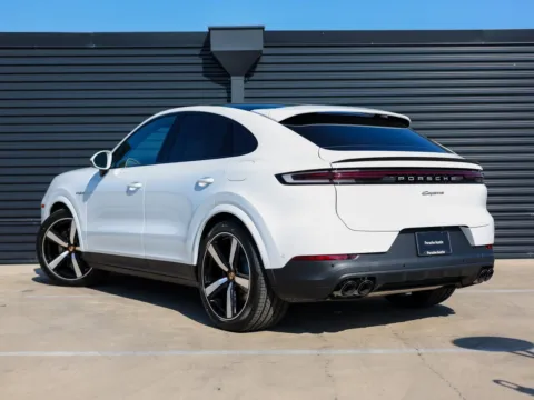 Another view of 2025 Porsche Cayenne E-Hybrid for sale in Austin, TX at Porsche Austin