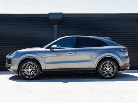 Photos of 2025 Porsche Cayenne Coupe for sale in Austin, TX at Porsche Austin